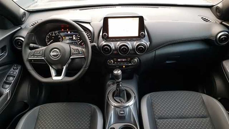 Nissan Juke N-Connecta 1.0 114 PS 6MT