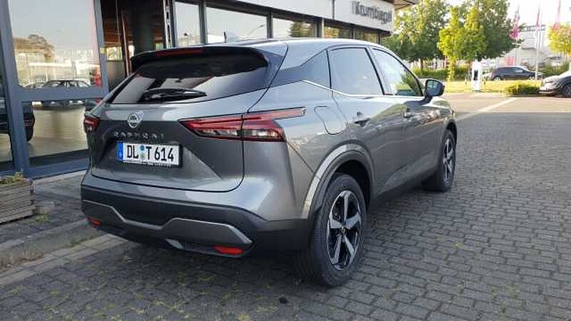 Nissan Qashqai N-Connecta 1.3 MHEV 6MT 158PS